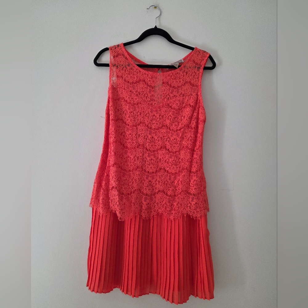 NWOT Forever 21 Coral Lace Dress With Pleated Skirt.
